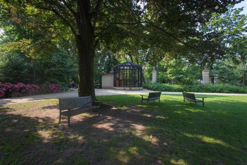Parkowy Apartament Leilighet Wrocław Eksteriør bilde