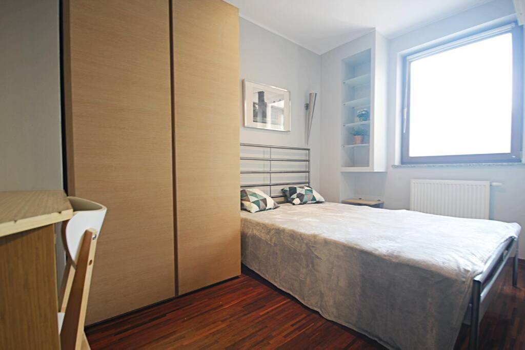 Parkowy Apartament Leilighet Wrocław Eksteriør bilde